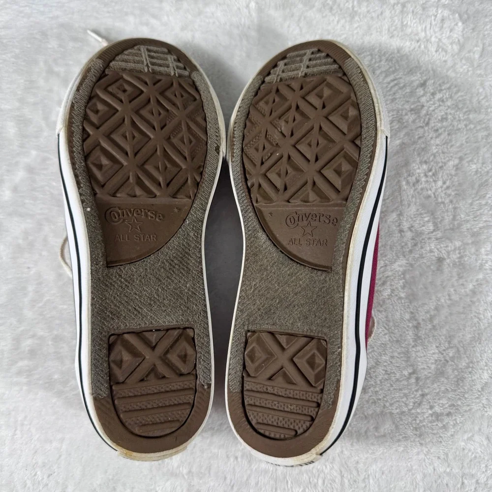 Converse Chuck Taylor All Star Maroon Low Top Youth Sneakers Size 3Y